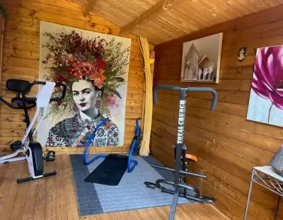 petite salle de sport pour les locataires du Mas saint louis en camargue, chambre et gite