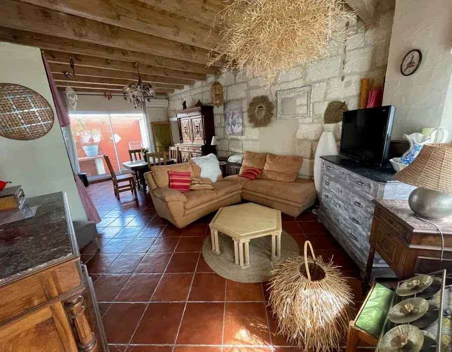 Salon du gîte koh lanta en Camargue dans le sud de la France