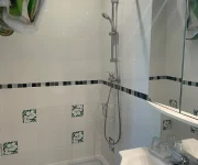 salle de bain tout confort pour un séjour agréable en Camargue